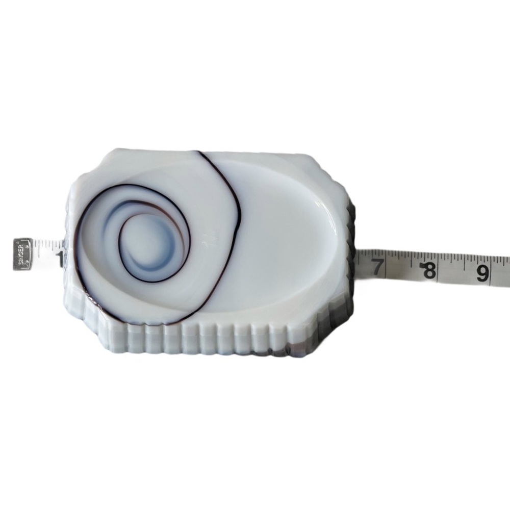 Westmoreland Purple Slag Glass Lamb Covered Dish - Picture 12 of 15